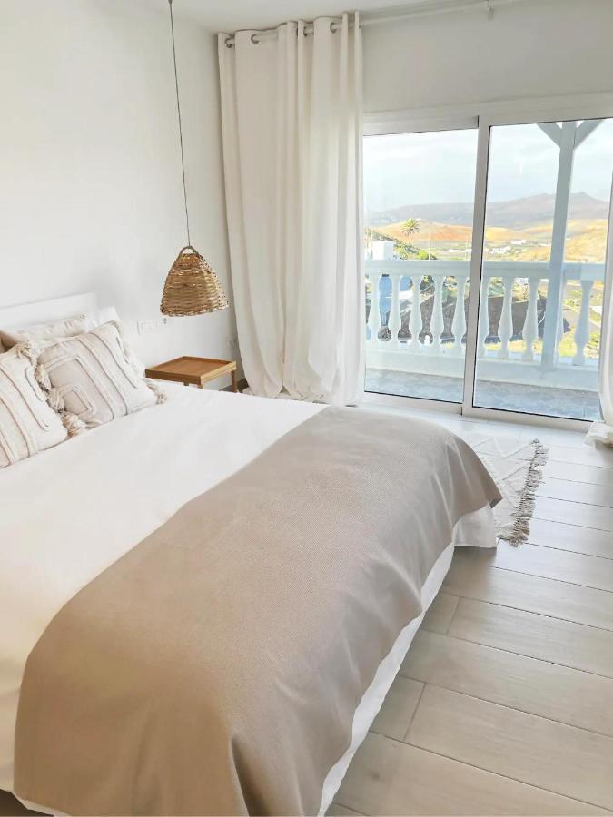 Las Nieves Suites Тегисе Экстерьер фото